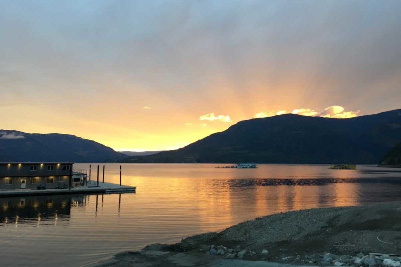 Old Town Bay Marina – Direct access to Shuswap Lake!